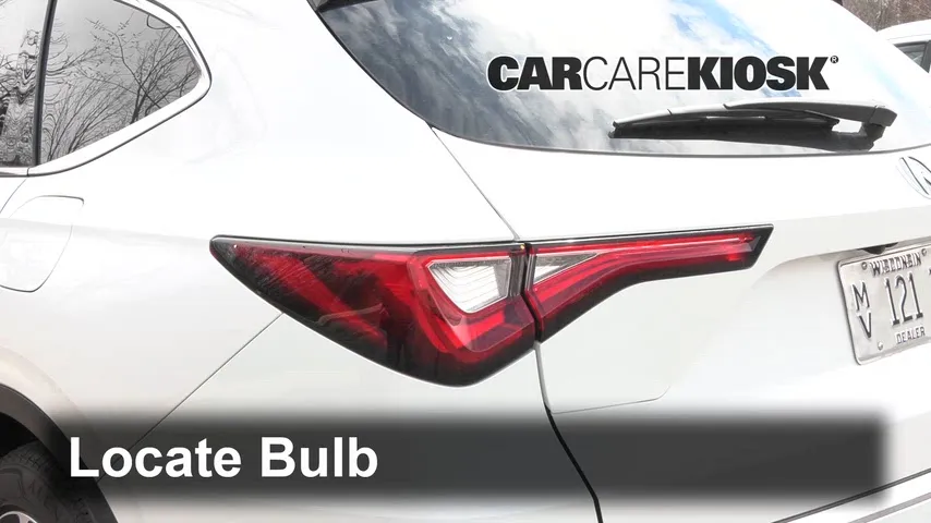 2023 Acura MDX SH-AWD 3.5L V6 Lights Tail Light (replace bulb)